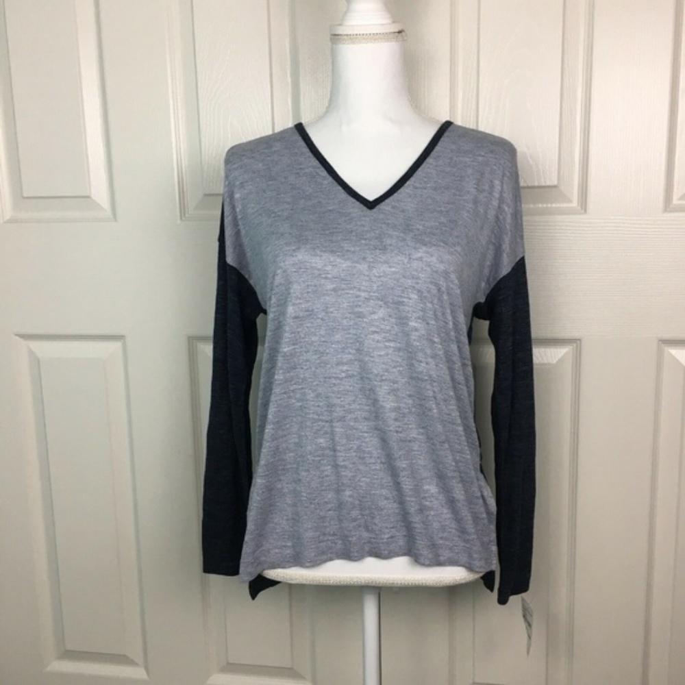 NWT Madewell V Neck Long Sleeve Shirt Top XS F8415